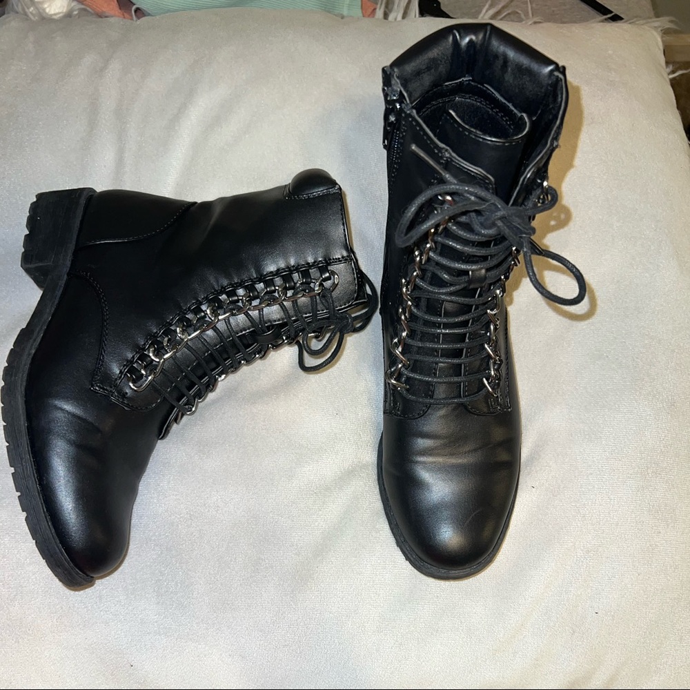 Black Boots